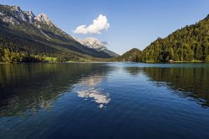 Wandern und Weitwandern auf der Kaiserkrone - Hintersteiner See - c) TVB Wilder Kaiser Tirol